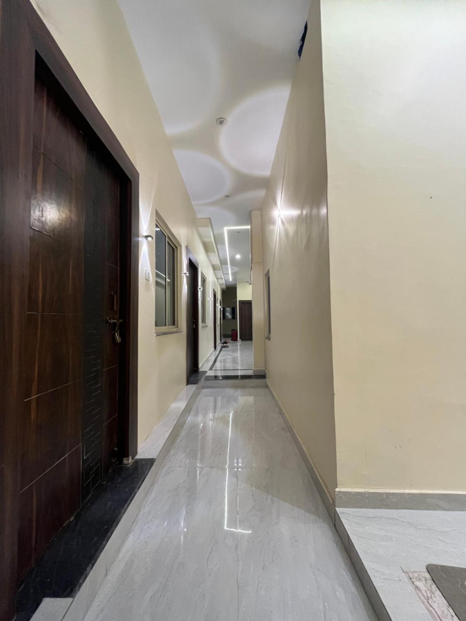Hotel Jupiter Plaza Delhi Airport Nueva Delhi Exterior foto