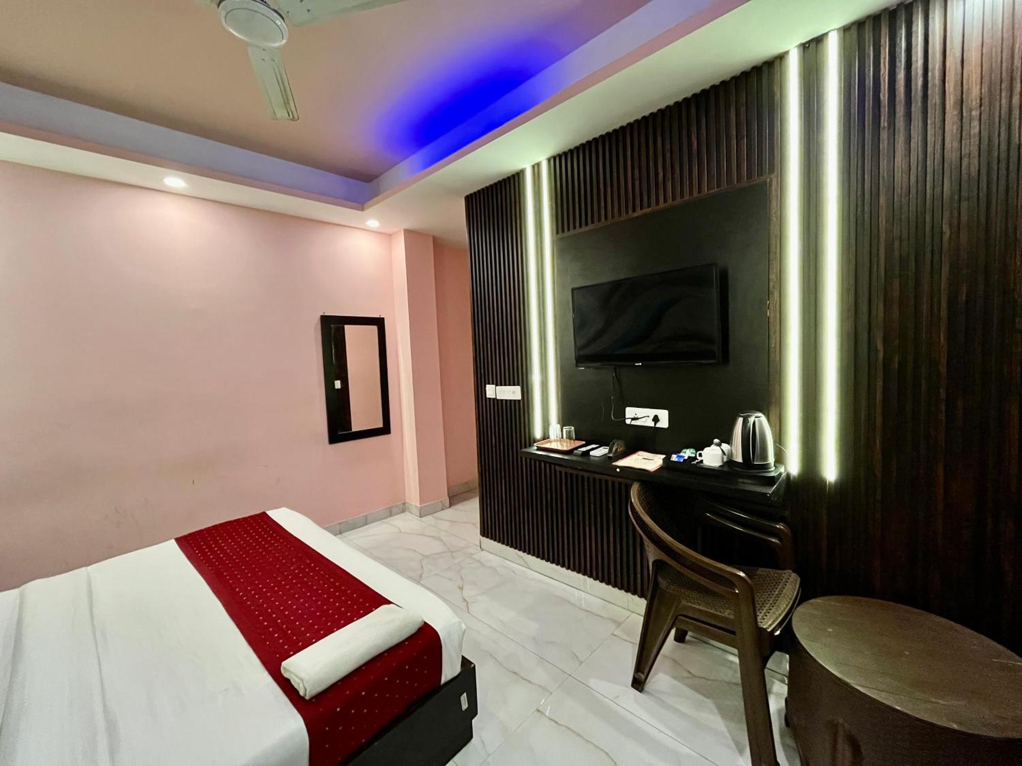 Hotel Jupiter Plaza Delhi Airport Nueva Delhi Exterior foto