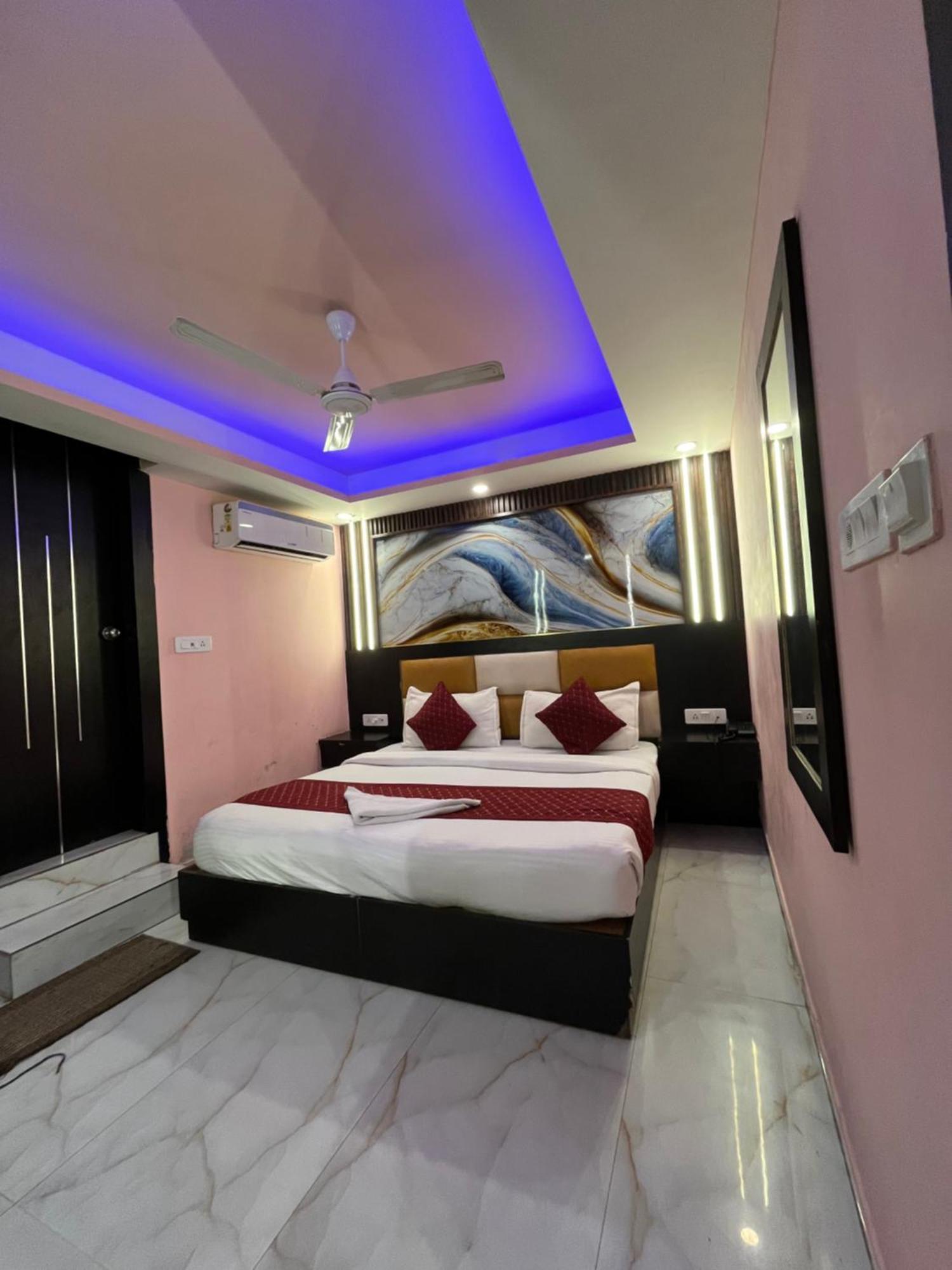 Hotel Jupiter Plaza Delhi Airport Nueva Delhi Exterior foto